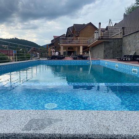 Greku Hotel Bukovel Extérieur photo